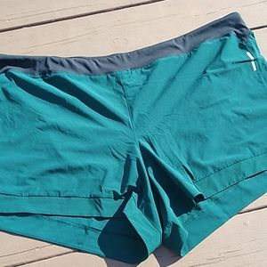 REI women's plus lined shorts